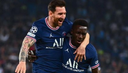 开云在线-梅西：锋线踢得越多越默契 波叔：梅西终于不是对手